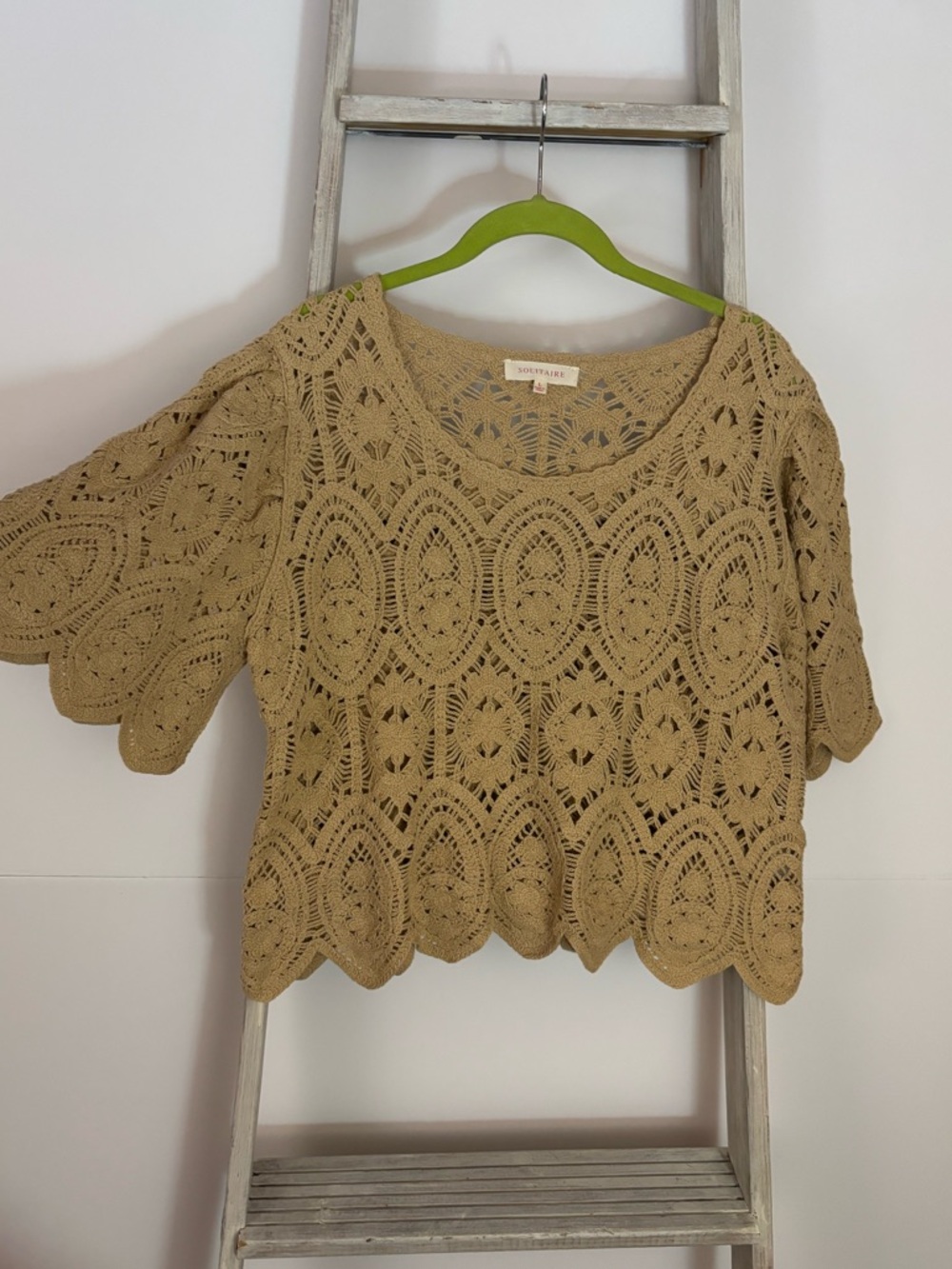 Solitaire large Crochet Crop Top in Tan, festival, whimsical, cottage-core - Picture 5 of 8